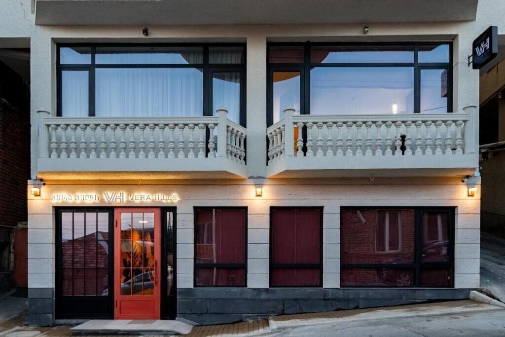 Отель Vera Hills 4*