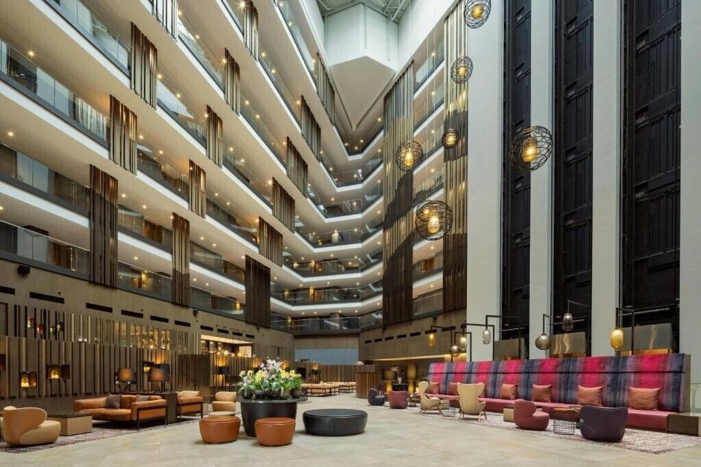 Отель Sheraton Grand Tbilisi Metekhi Palace 5*