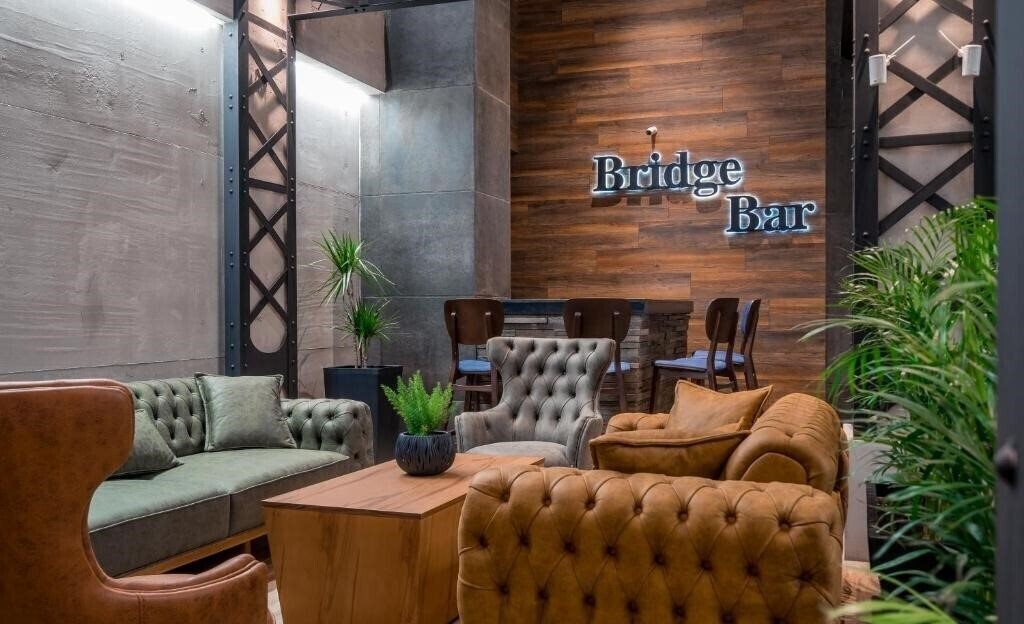 Отель Bridge Boutique Hotel Tbilisi 4*