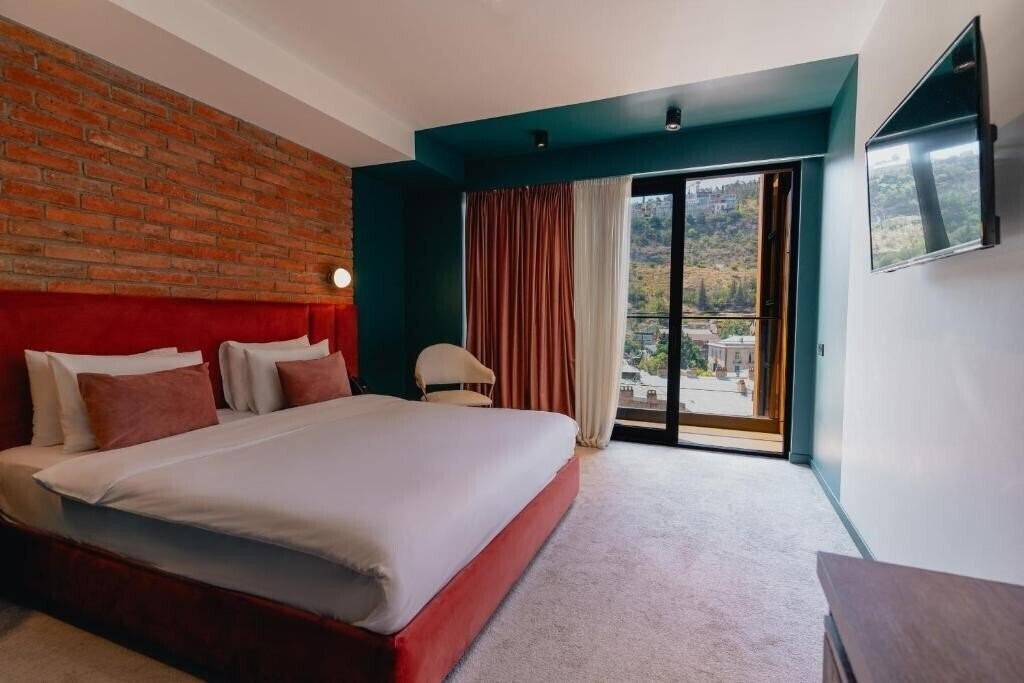 Отель About Sololaki Boutique Tbilisi 4*