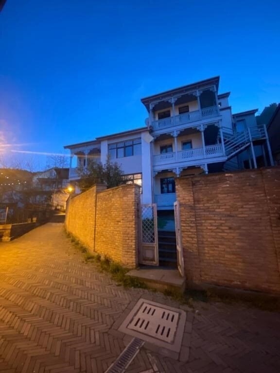 Отель Abanotubani 4*