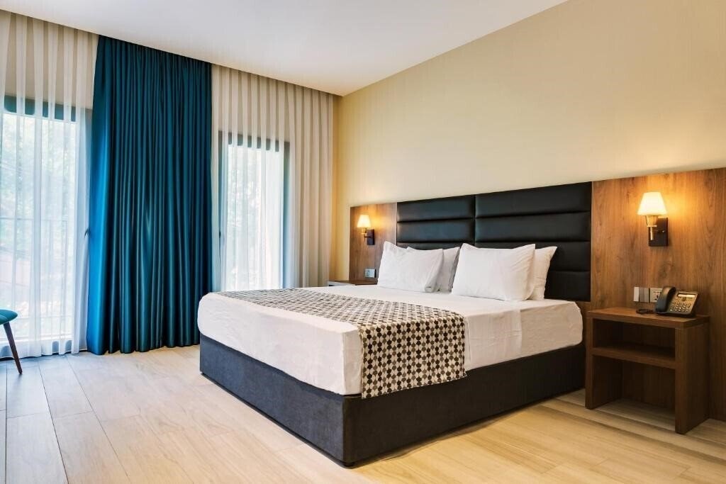 Отель Eleven Inn Tbilisi 3*