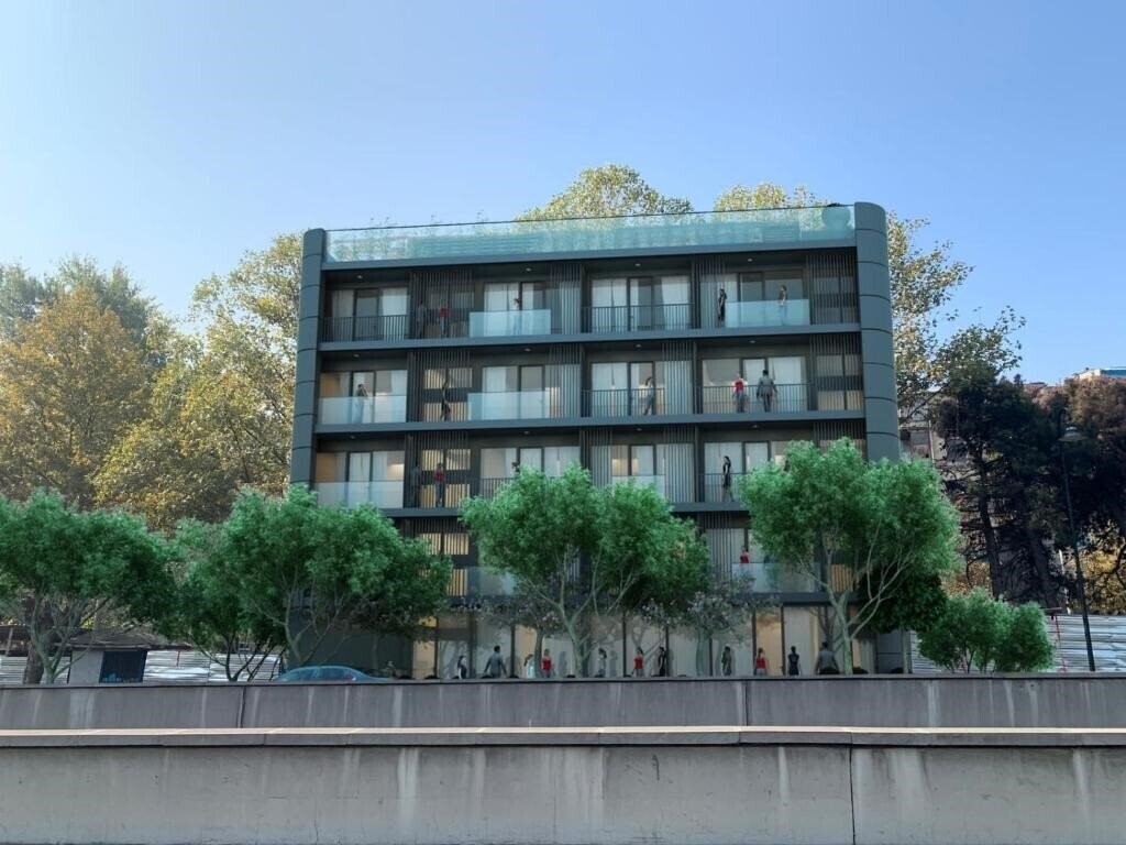 Отель Carousel Hotel 4*