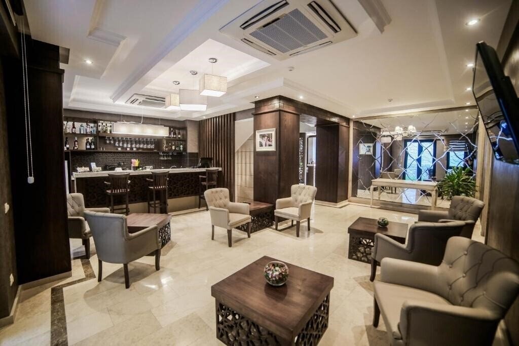 Отель Boutique Hotel Mimino 4*