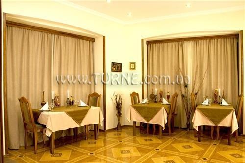 Отель British House 4*