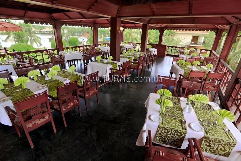 Отель Lake Palace Resort 3*