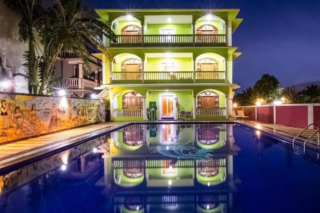 Отель Larios Beach Holidays Resort 3*