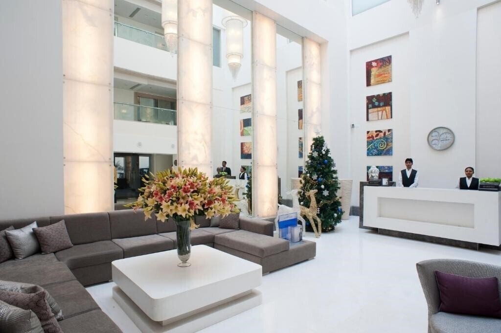 Изображение The Ashtan Sarovar Portico 3*