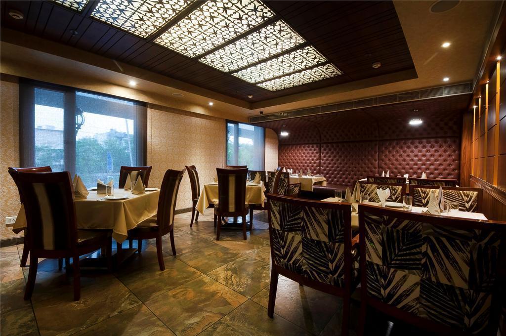 Картинка Hotel Regent Grand Patel Nagar 4*