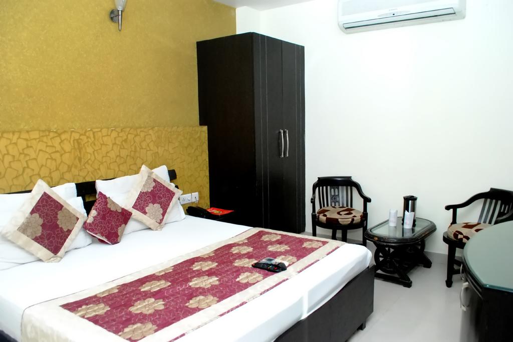 Изображение Hotel Universe Inn 2*