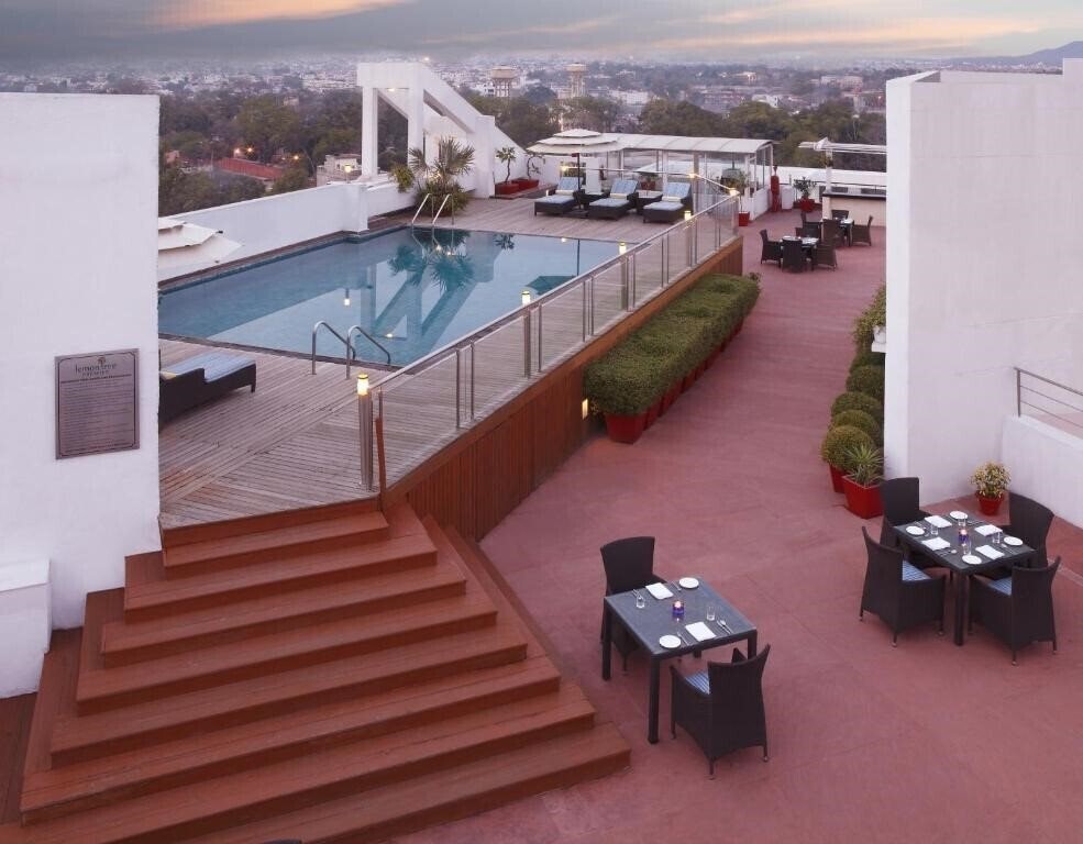 Фотография Golden Tulip Jaipur 4*