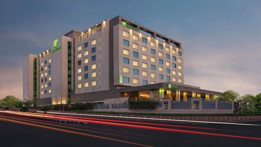 Картинка Holiday Inn Jaipur 4*