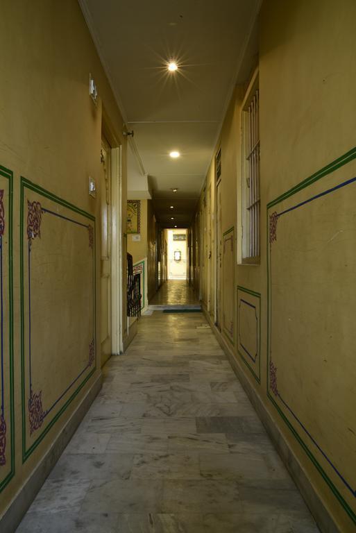 Фото Hotel Bani Park Palace 2*