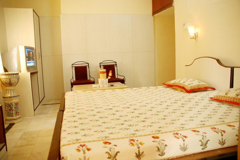 Фотография Hotel Laxmi Niwas 2*