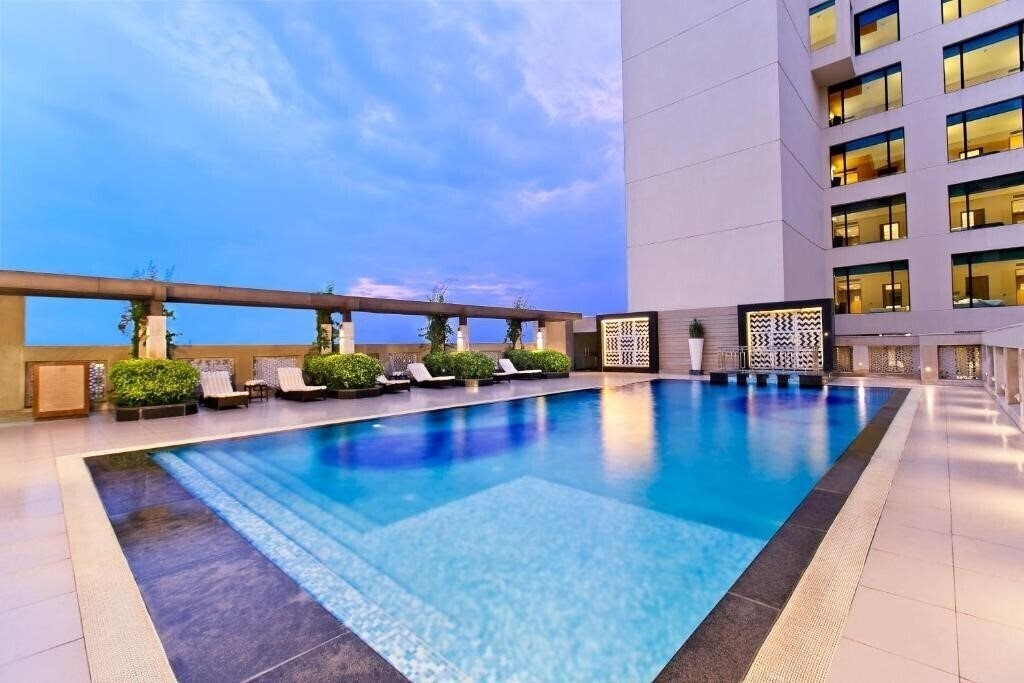 Отель The Lalit Jaipur 5*