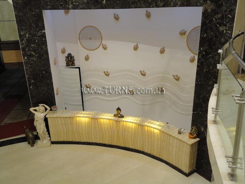 Отель Royal Palace Beach Resort 3*