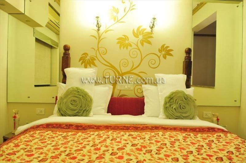 Отель United 21 Emerald 3*