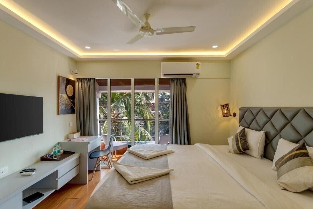 Фото La Baga Beach Hotel 2*