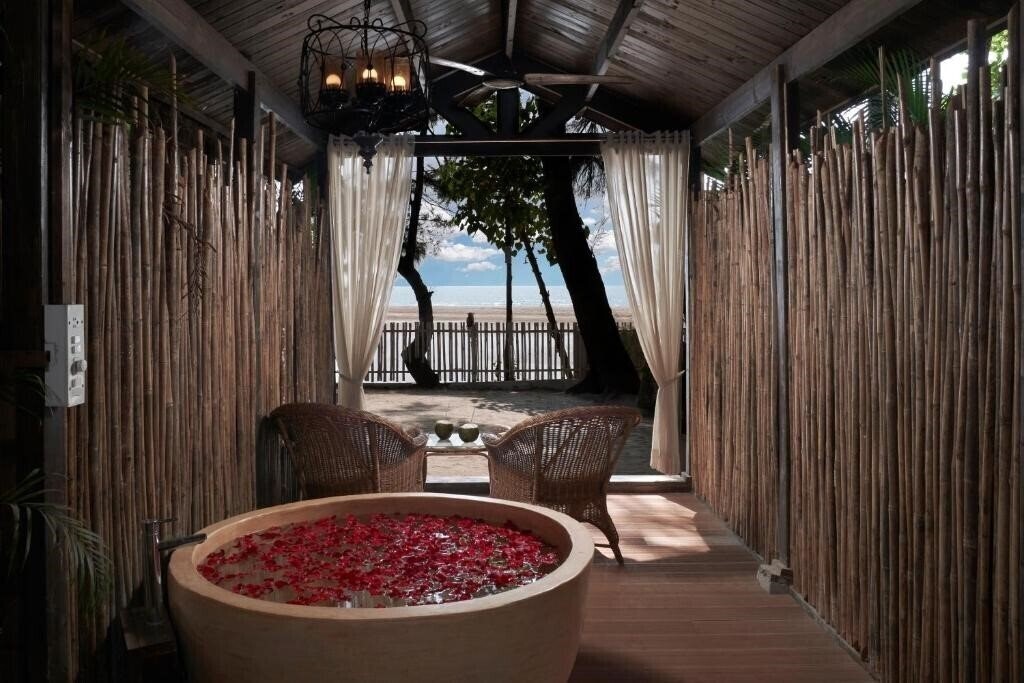 Отель Larisa Hotel & Resort Morjim 3*