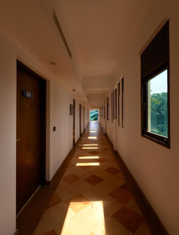 Фотография Golden Tulip Goa 4*