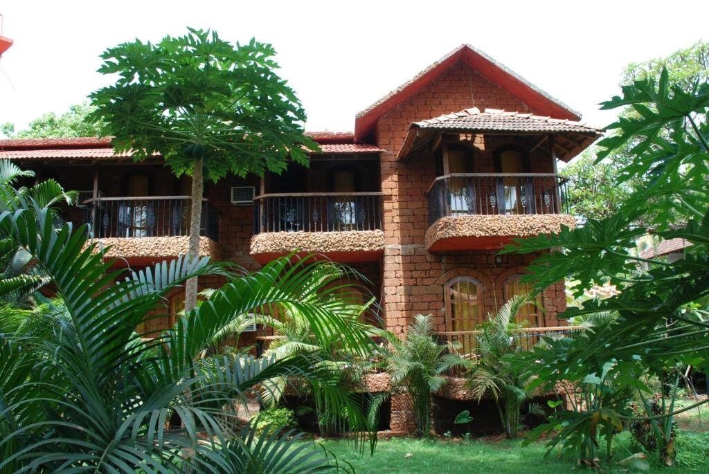 Отель Sea Breeze Beach Calangute 3*
