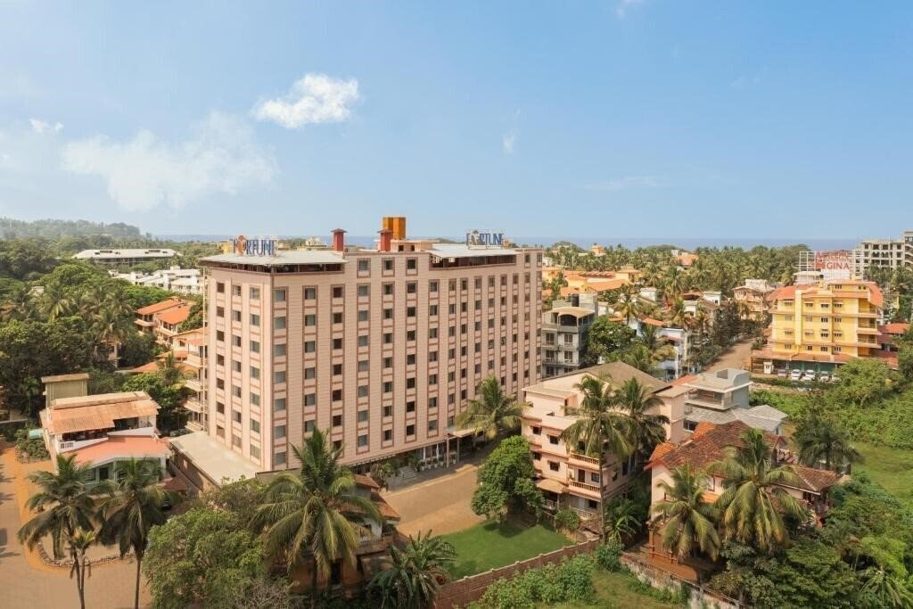 Отель Fortune Select Candolim 4*
