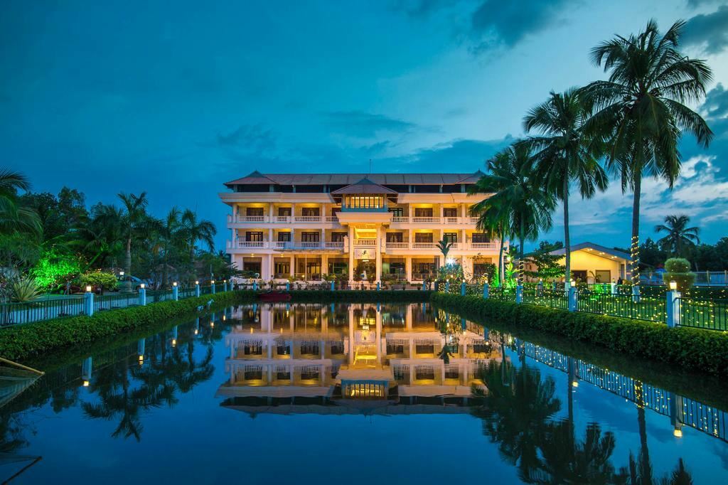 Отель P J Princess Regency 3*