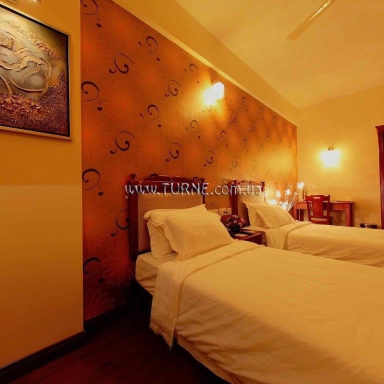 Фото Deshadan Plaza Kochi 3*