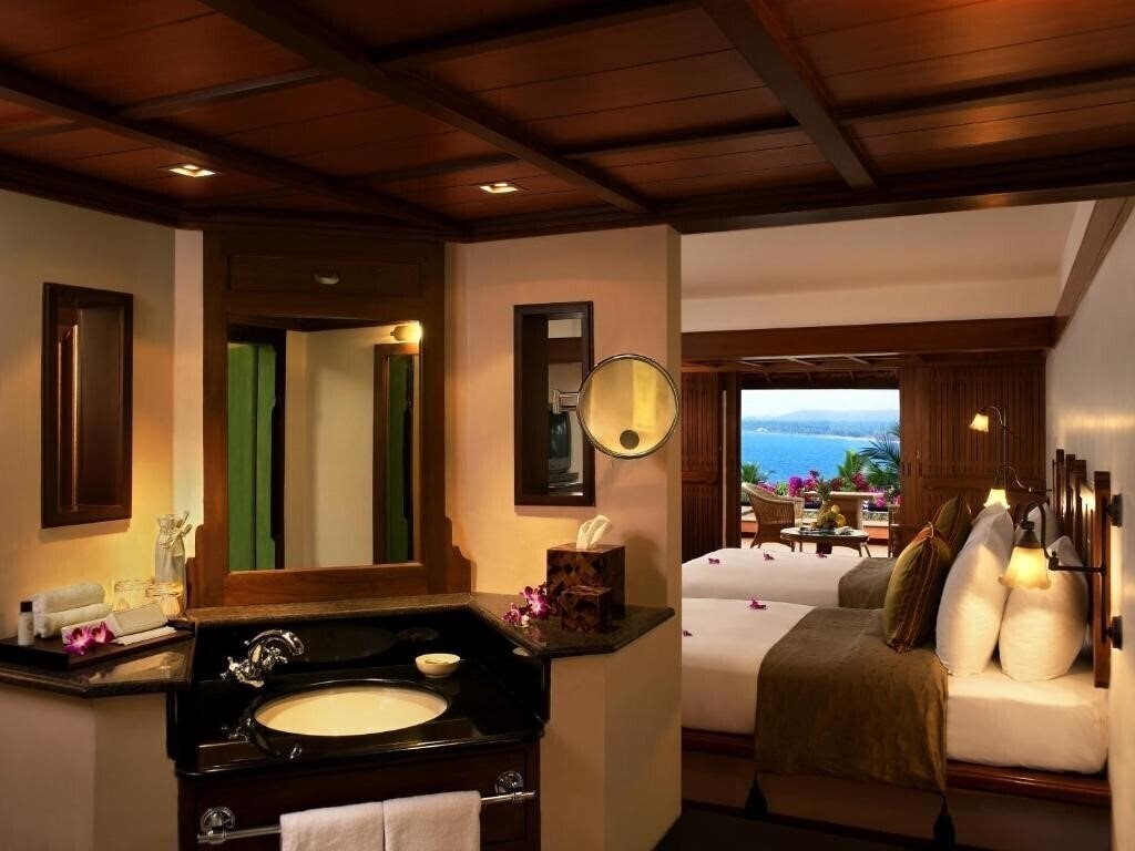 Картинка Raaviz Kovalam (ex. The Leela Kovalam) 5*