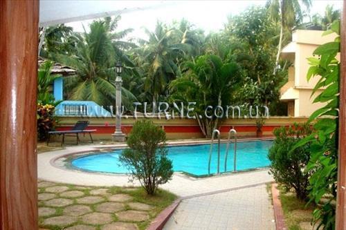 Отель Goldensands Beach Resort (ex. Golden Sands Beach Resort) 2*