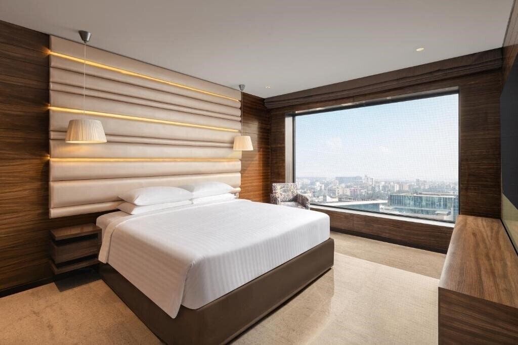 Фото Courtyard By Marriott 5*