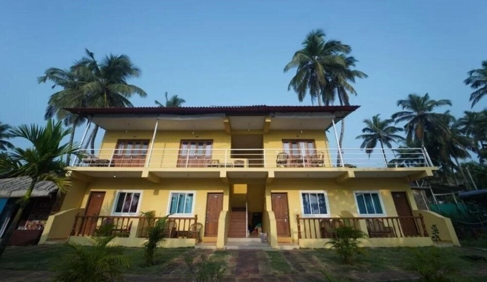 Отель Sea Paradise 2*