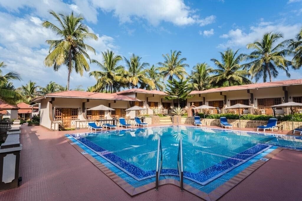 Отель Leoney Resort 3*