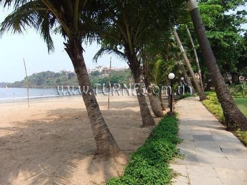 Отель Sandalwood Hotel & Retreat (ex. Sandalwood) 4*