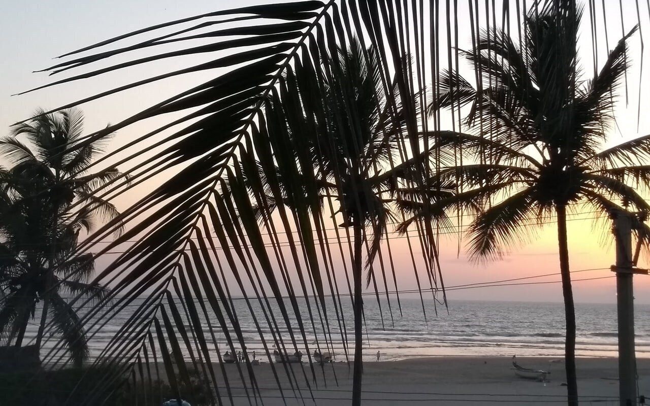 Отель Amor By The Walk Stayss 3*