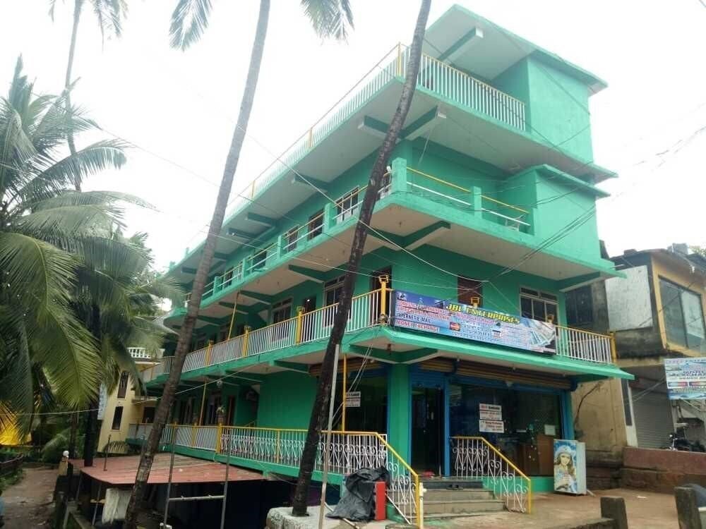 Отель Jbl Guest House 1*