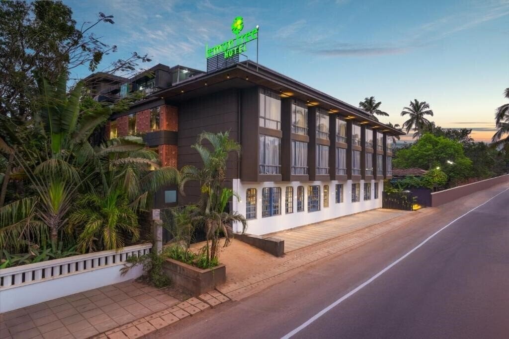Отель Lemon Tree Hotel Anjuna 4*