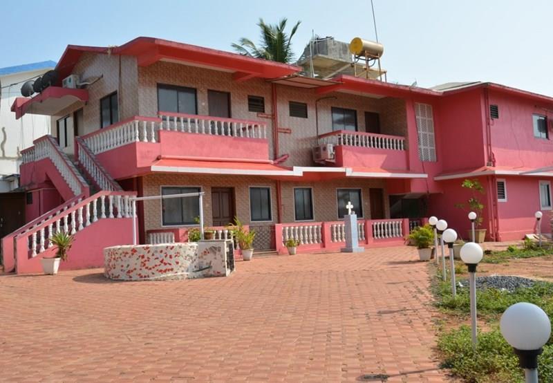 Отель Bom Mudhas Goa 2*