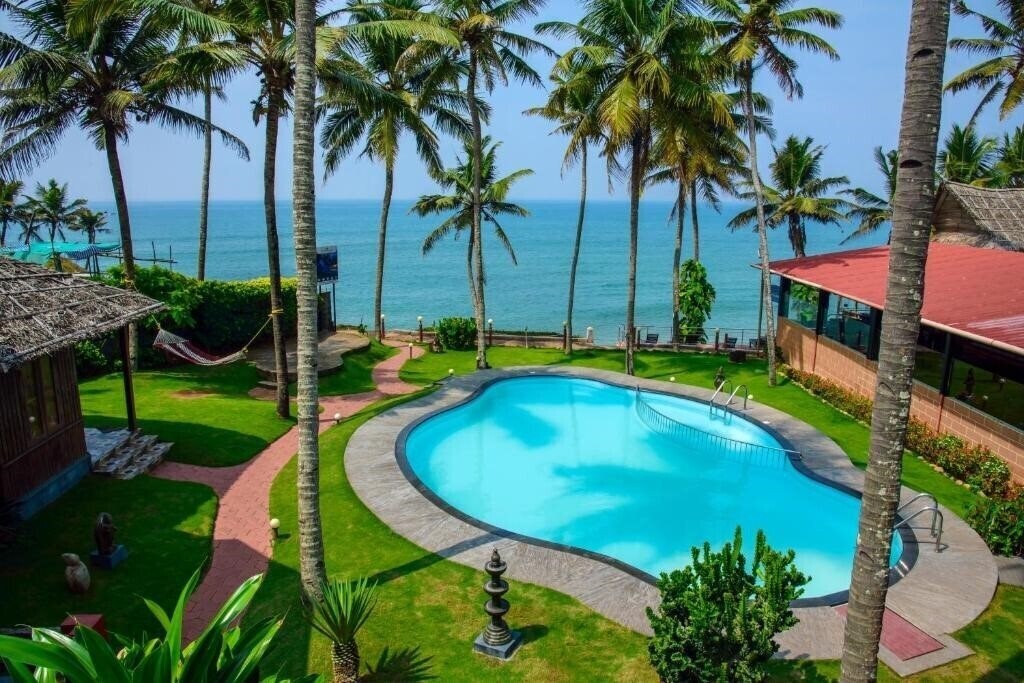 Изображение Krishnatheeram (Varkala) 3*
