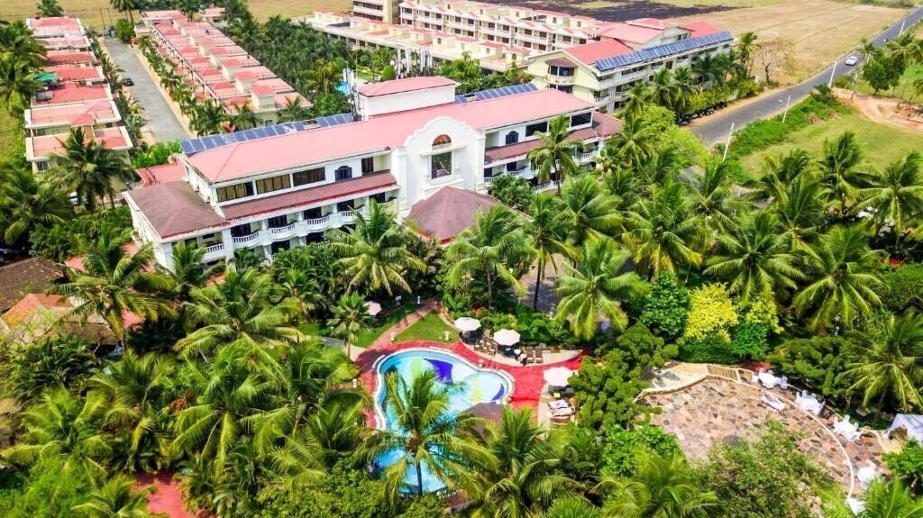 Отель Joecons Beach Resort 4*