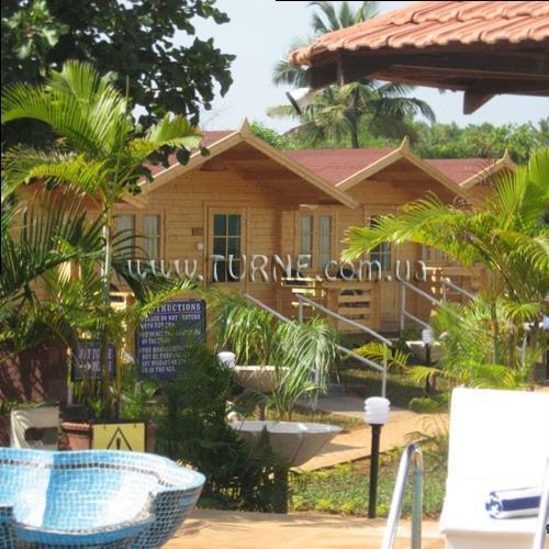Отель Goa Beach House 2*