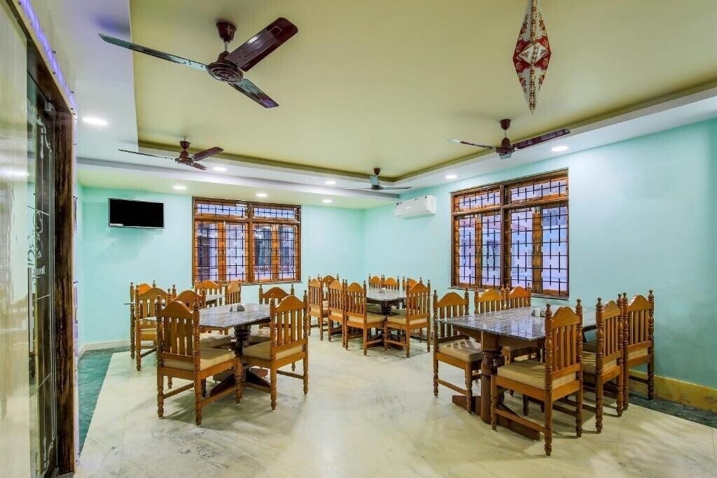 Фотография Meera Motels & Residency 1*