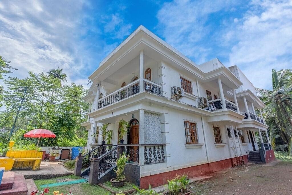 Отель The Sequiera Goa 2*