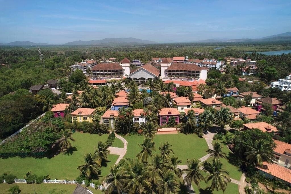 Фото Radisson Blu Resort Goa Cavelossim Beach 5*
