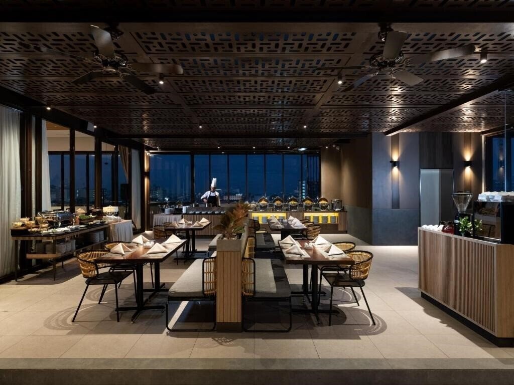 Фотография Hotel Santika Pasirkaliki 3*