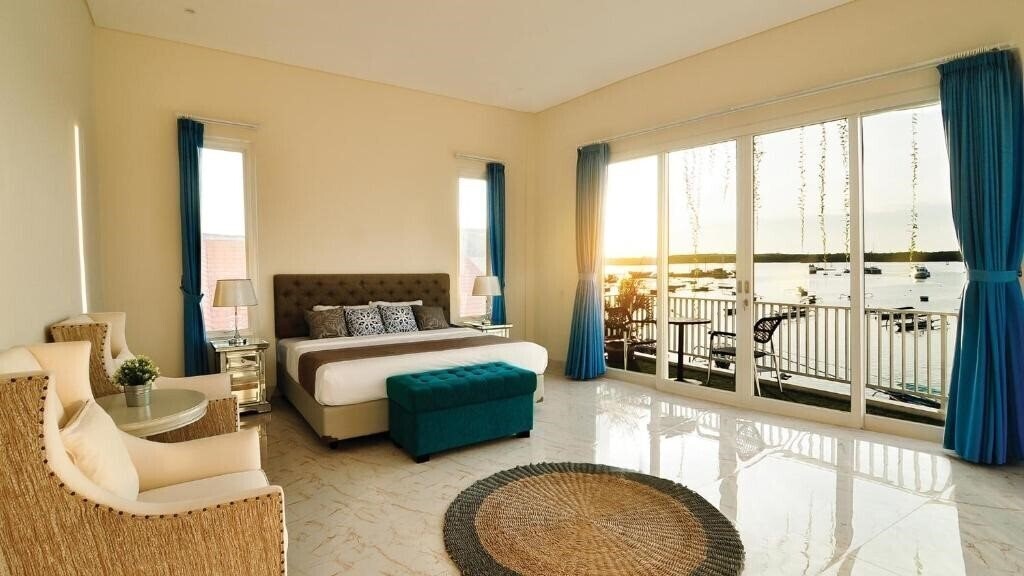 Изображение Villa Tepi Segara 4*