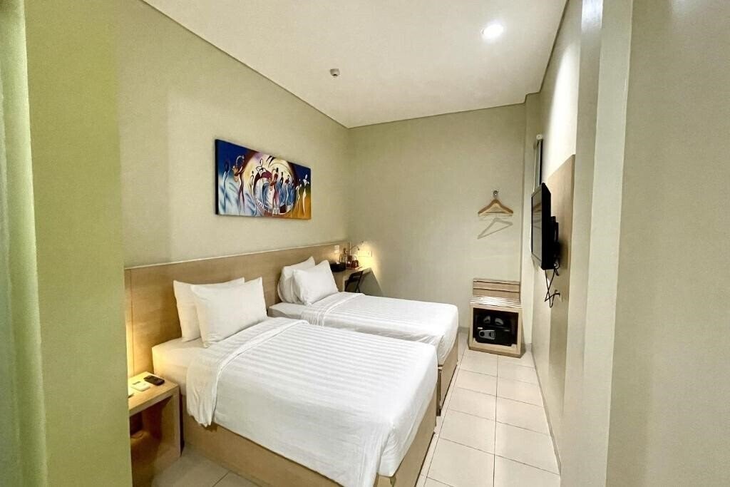 Фото Lemo Hotel Serpong 3*
