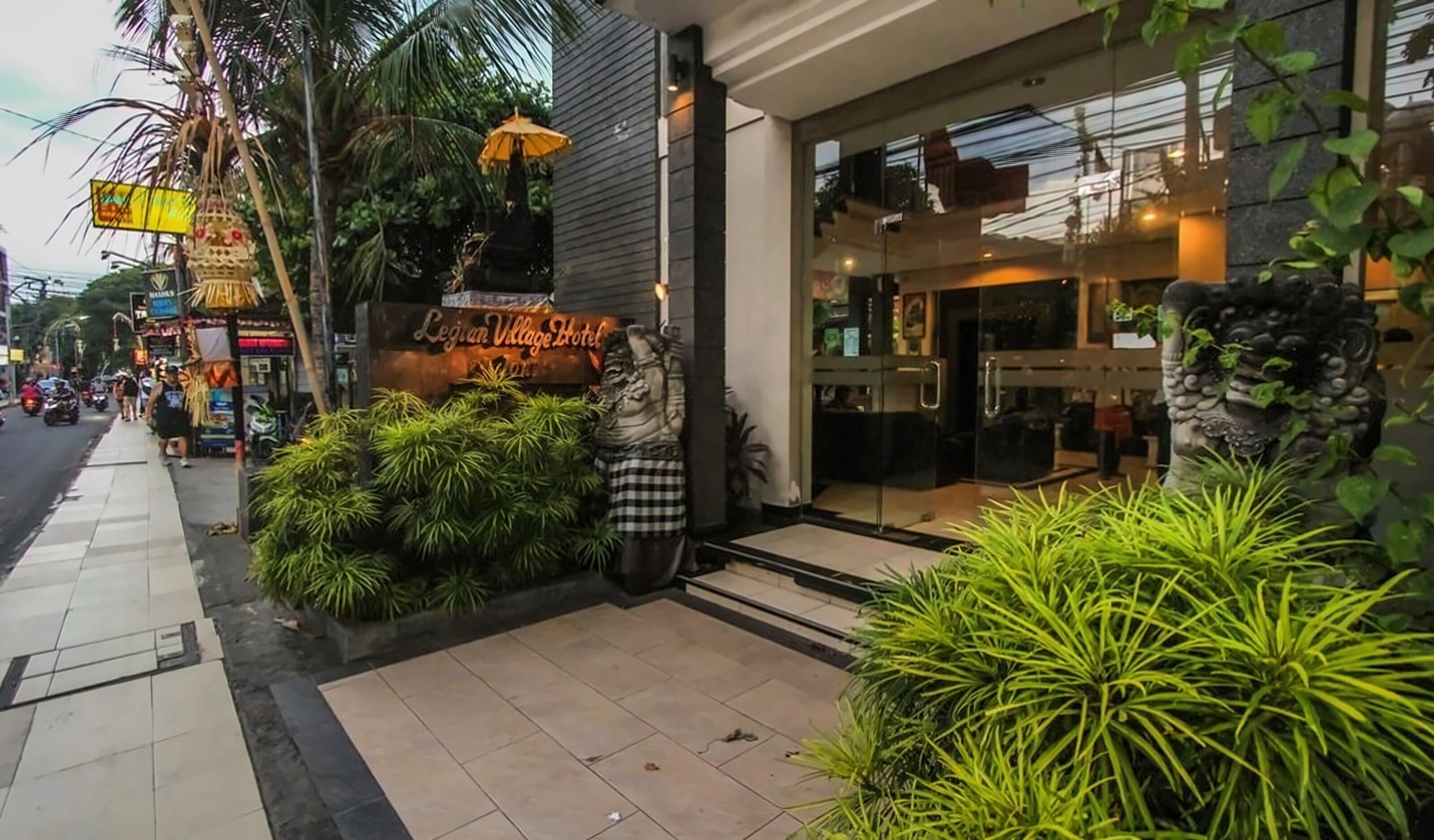 Картинка Legian Village Hotel 3*