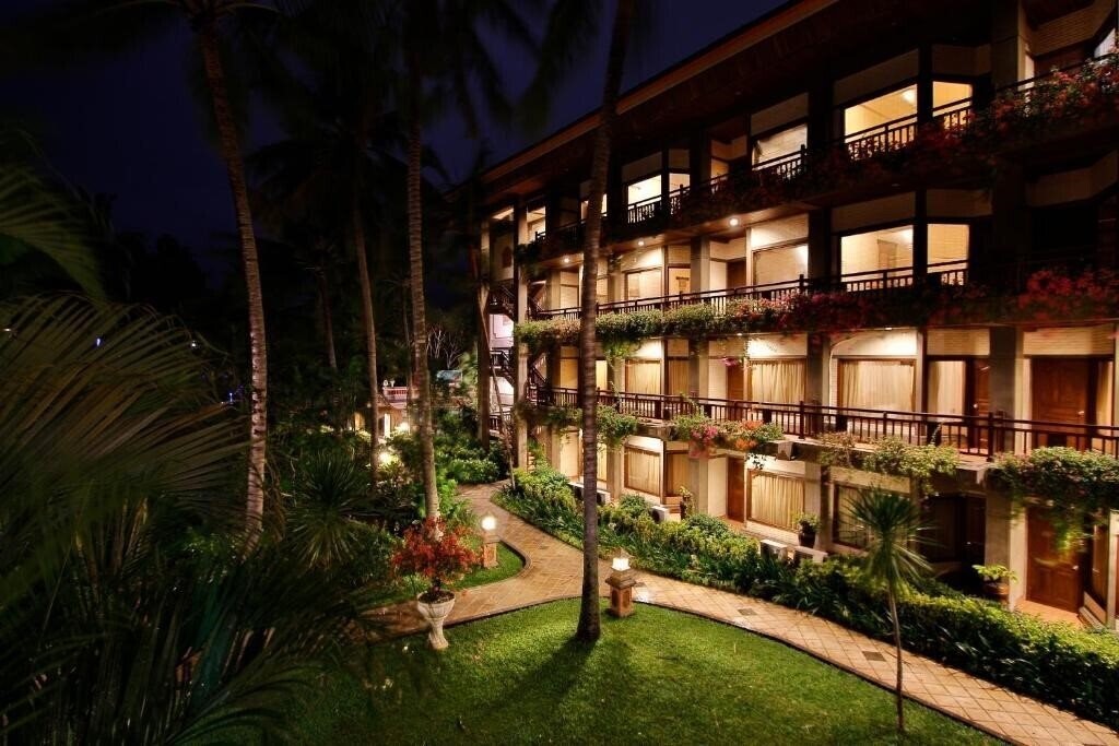 Отель Jayakarta Lombok 4*