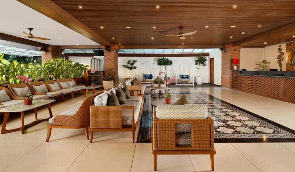 Изображение Aston Canggu Beach Resort 4*